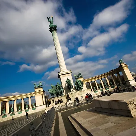 Little Americas Westend Apartamento Budapest