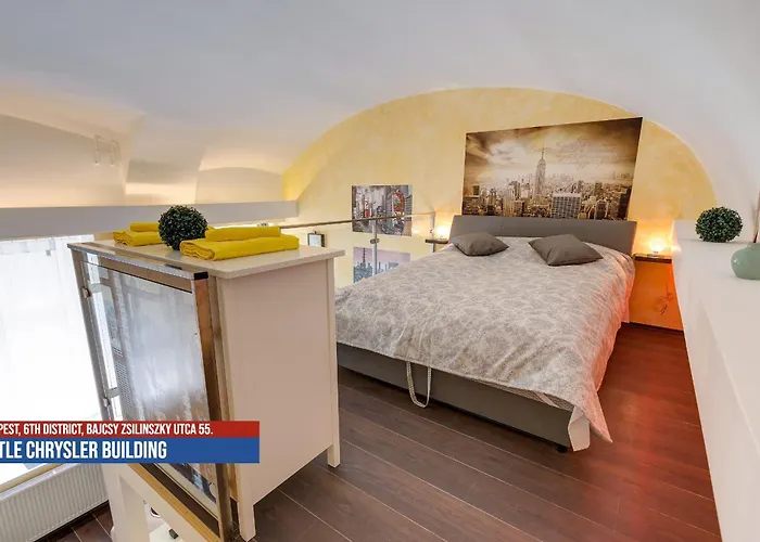 Little Americas Westend *